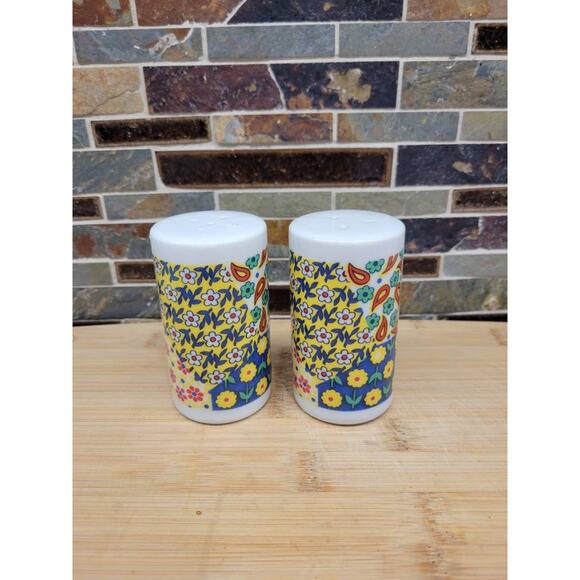 Vintage Salt Pepper Shakers Calico Daisy, Retro Gift - Picture 2 of 4